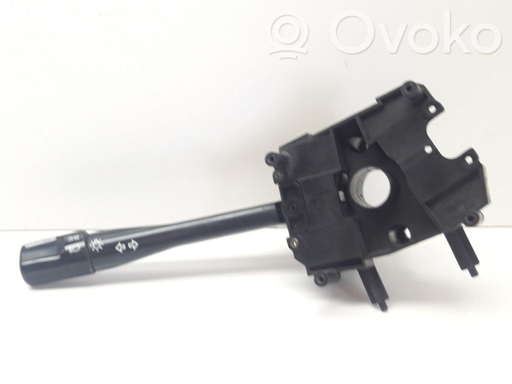 Rover 214 - 216 - 220 Pagrieziena signālu / lukturu sviria 
