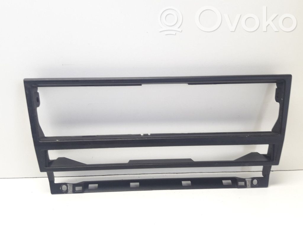 BMW 5 E39 Radio/GPS head unit trim 