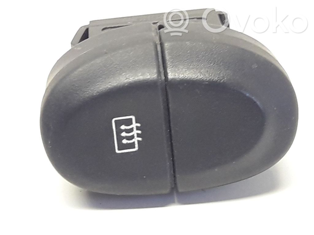 Renault Megane I Windscreen/window heater switch 