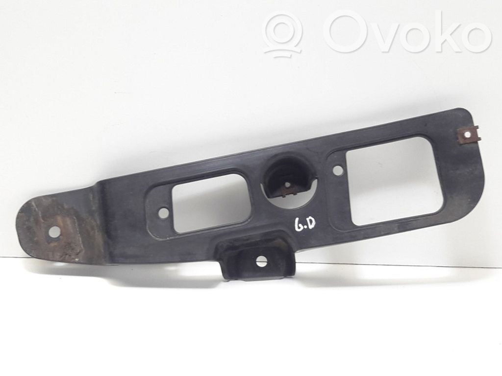 Rear bumper mounting bracket   3400958