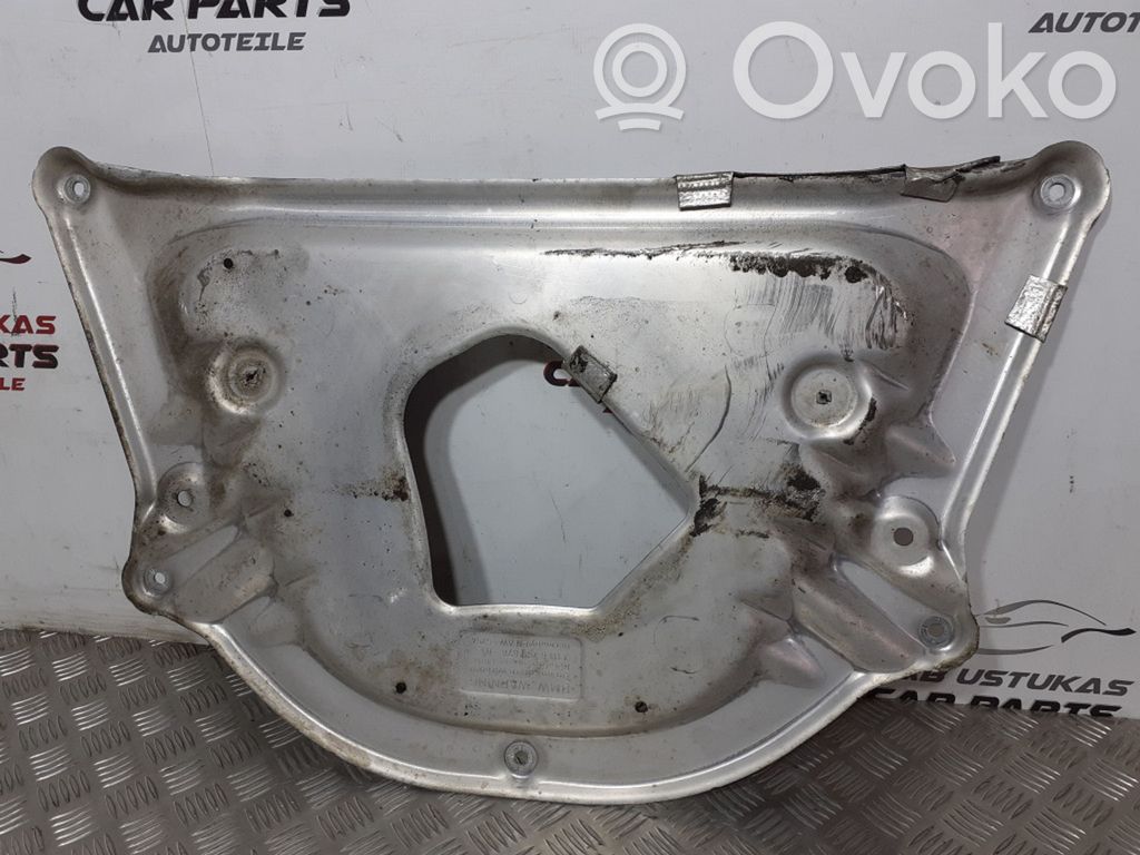 BMW 5 E60 E61 Engine splash shield/under tray 