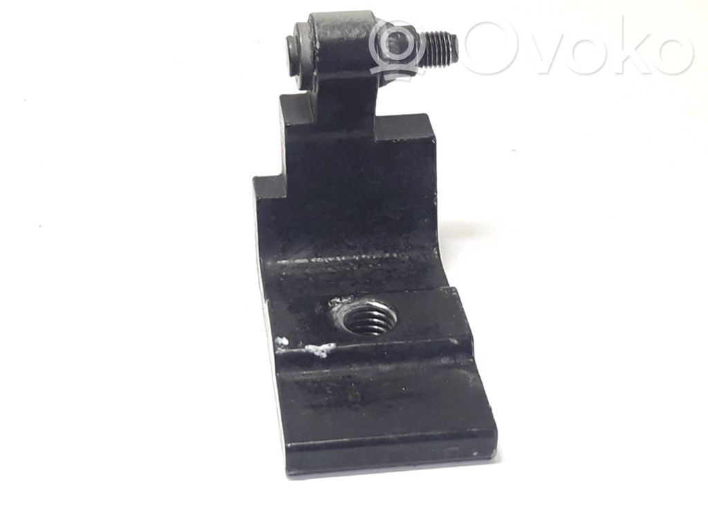 BMW 5 E60 E61 Rear door lower hinge 