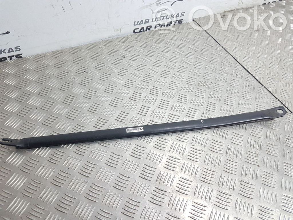 BMW 1 E81 E87 Other engine bay part 