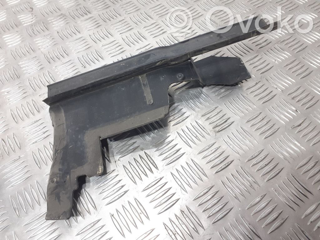Audi A8 S8 D3 4E Muu moottoritilan osa 