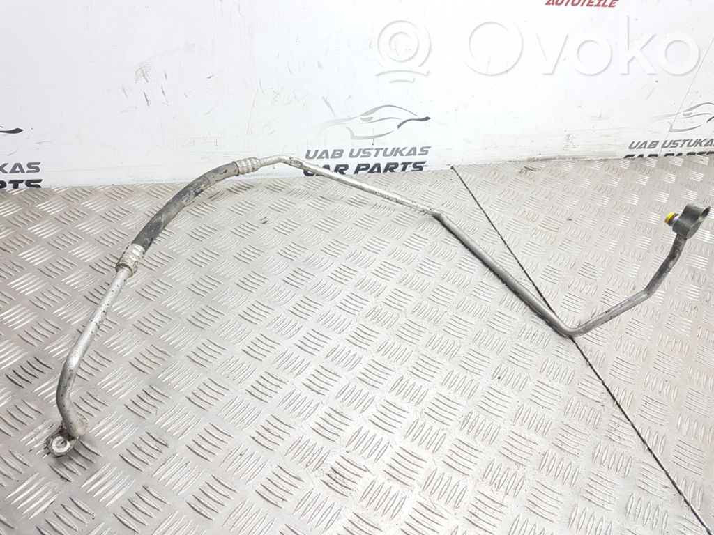BMW 5 E60 E61 Air conditioning (A/C) pipe/hose 