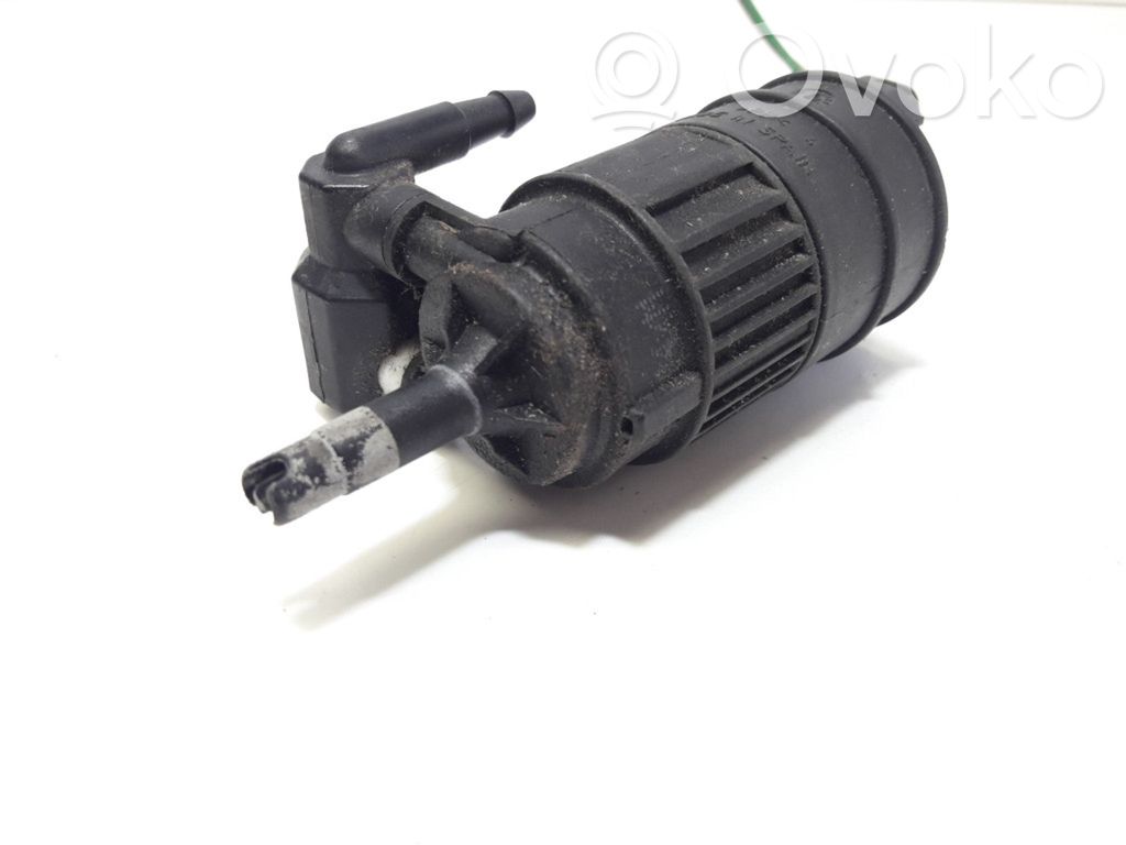 Renault Clio II Windscreen/windshield washer pump 