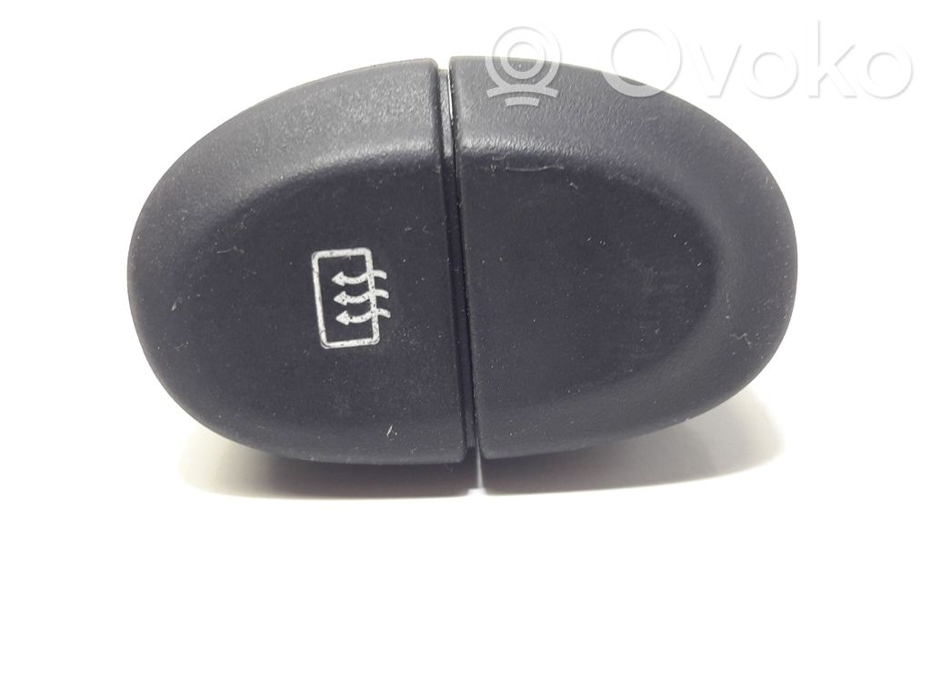 Renault Megane I Windscreen/window heater switch 