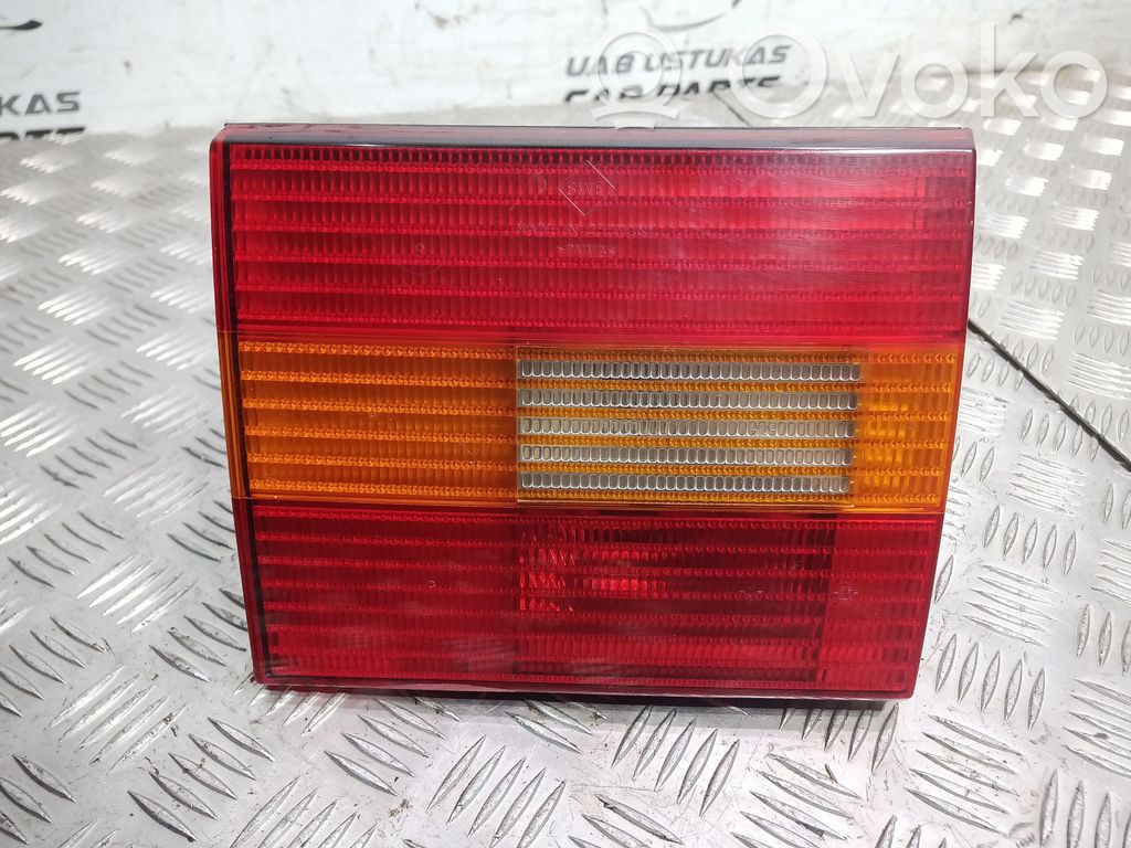 Volkswagen PASSAT B4 Takaluukun takavalot 