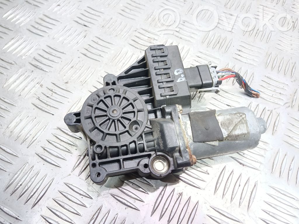 Opel Astra G Silnik regulatora szyby drzwi przednich 