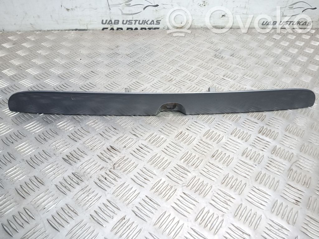 Opel Zafira A Listwa oświetlenie tylnej tablicy rejestracyjnej 