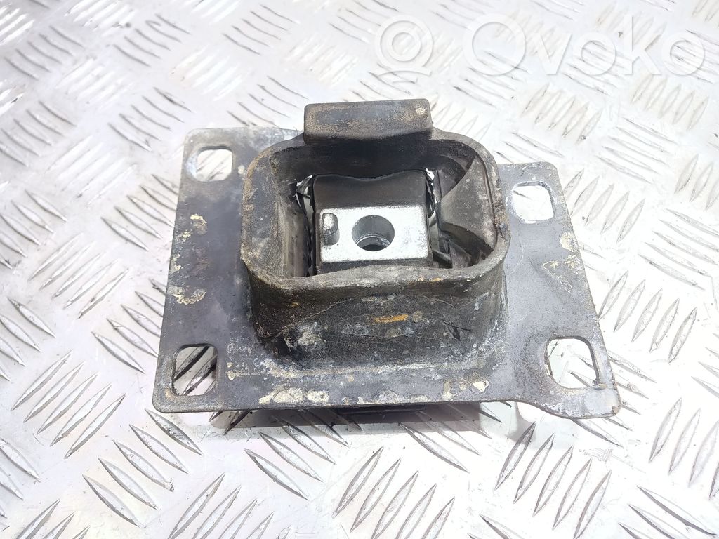 Engine mount bracket   98AB7M121,538340