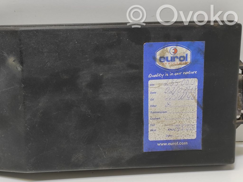 Ford Focus Fuse box cover 