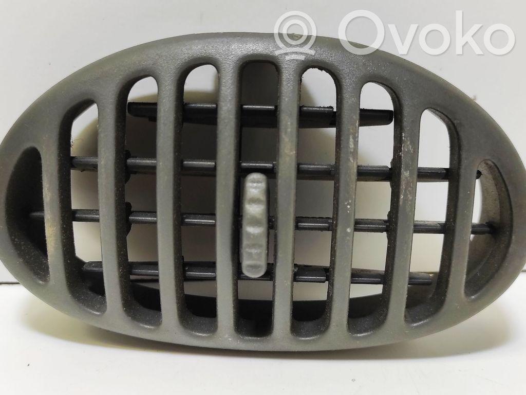 Renault Scenic I Dashboard side air vent grill/cover trim 