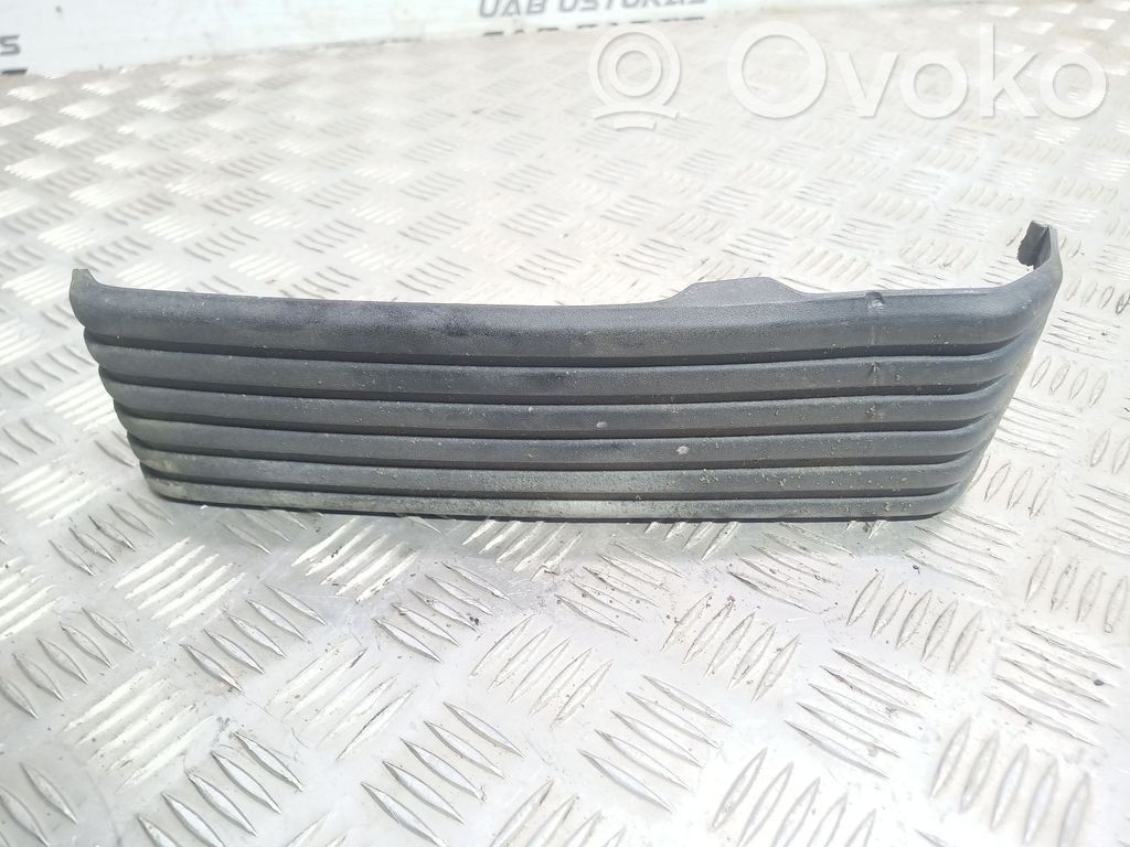 Oberes Gitter vorne   SB3650050,K2443
