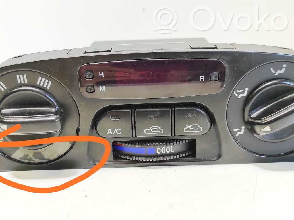 KIA Clarus Climate control unit 