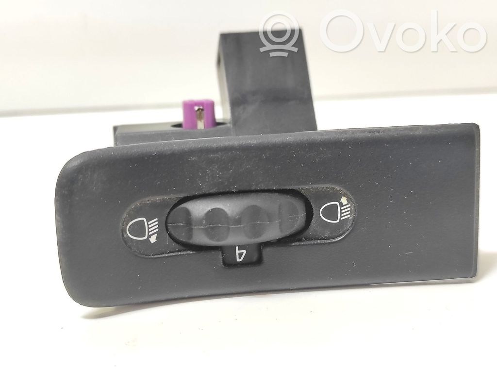 Renault Laguna I Headlight level height control switch 