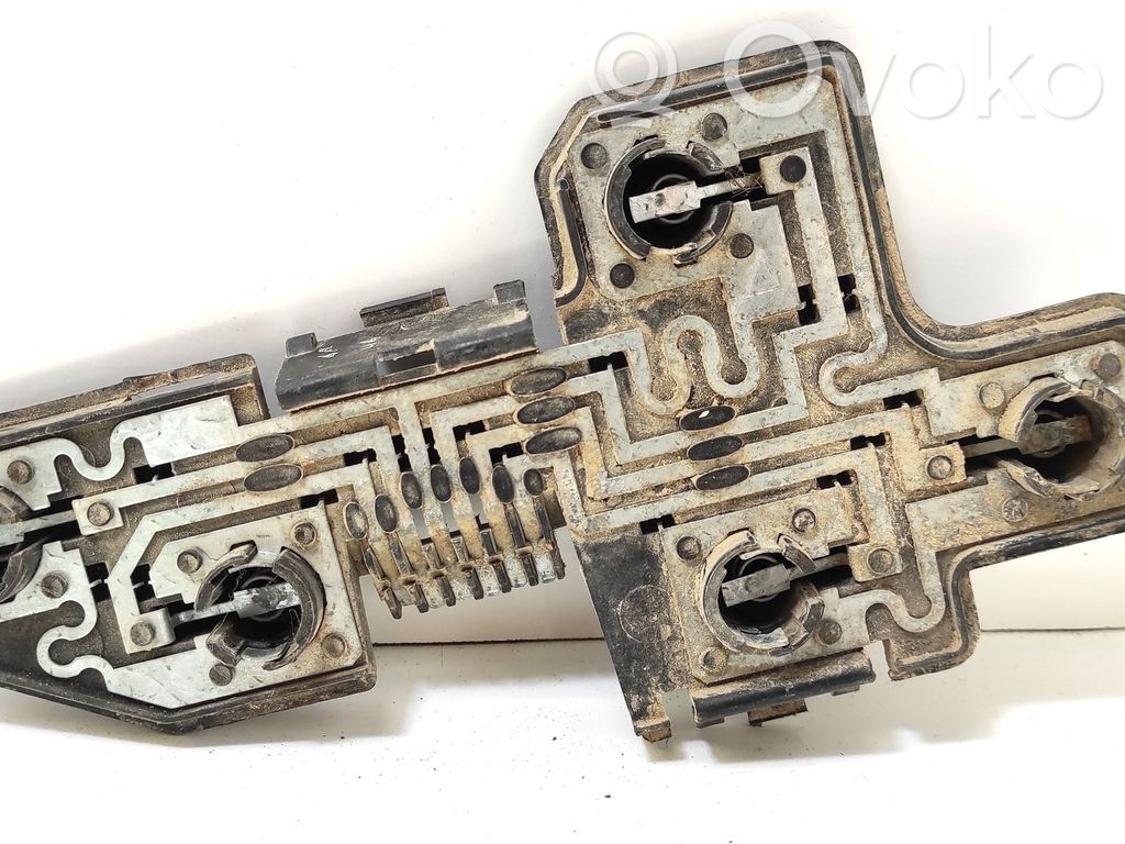 Tail light part