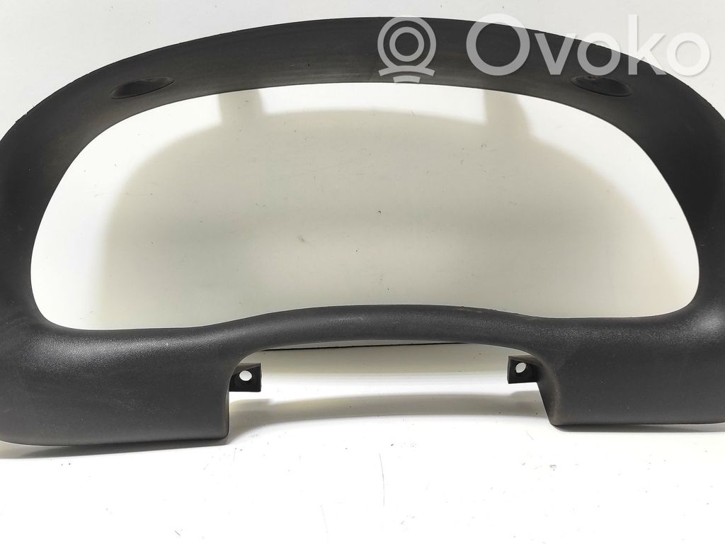 Opel Astra F Instrumentu paneļa dekoratīvā apdare 