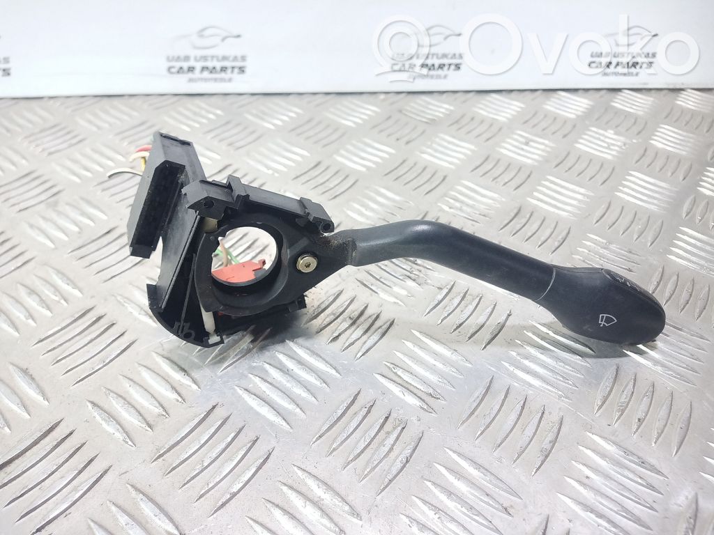 Volkswagen Polo III 6N 6N2 6NF Manetka / Przełącznik wycieraczek 