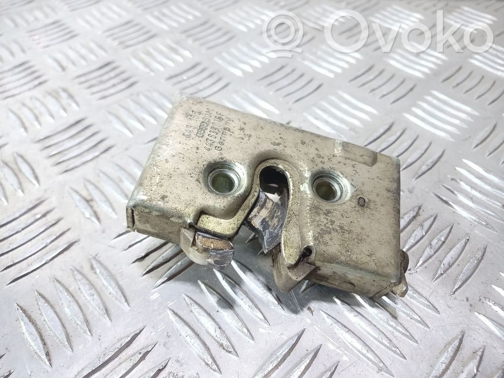 Audi 100 200 5000 C3 Serratura portiera posteriore 