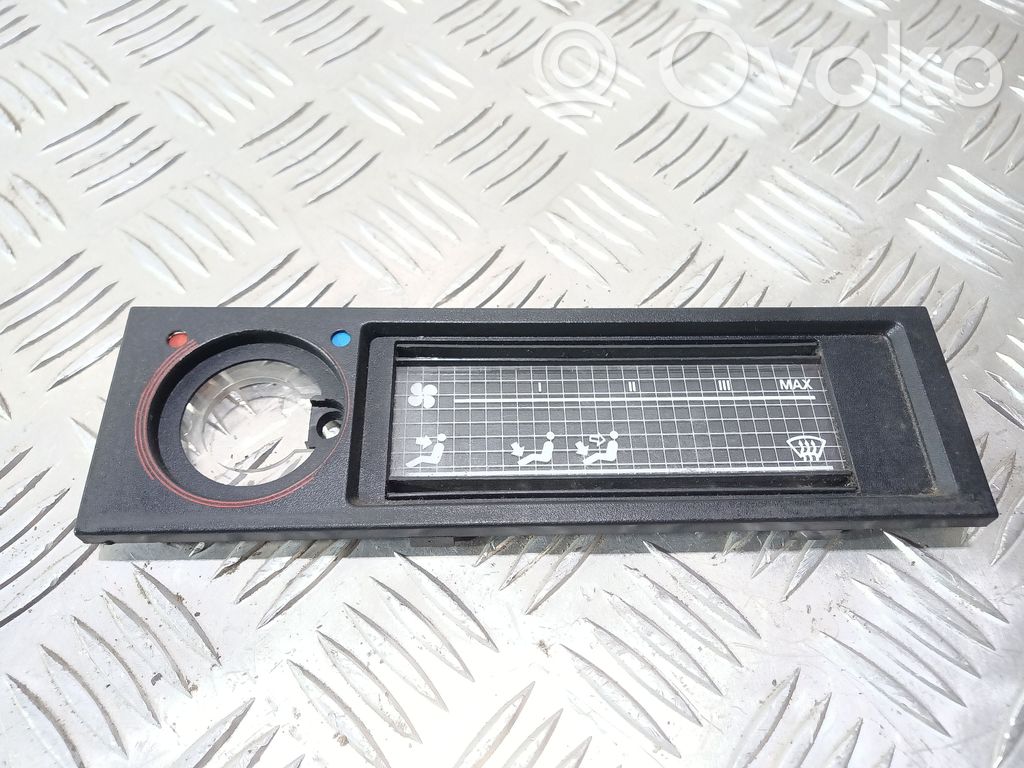 Audi 100 200 5000 C3 Console centrale, commande chauffage/clim 