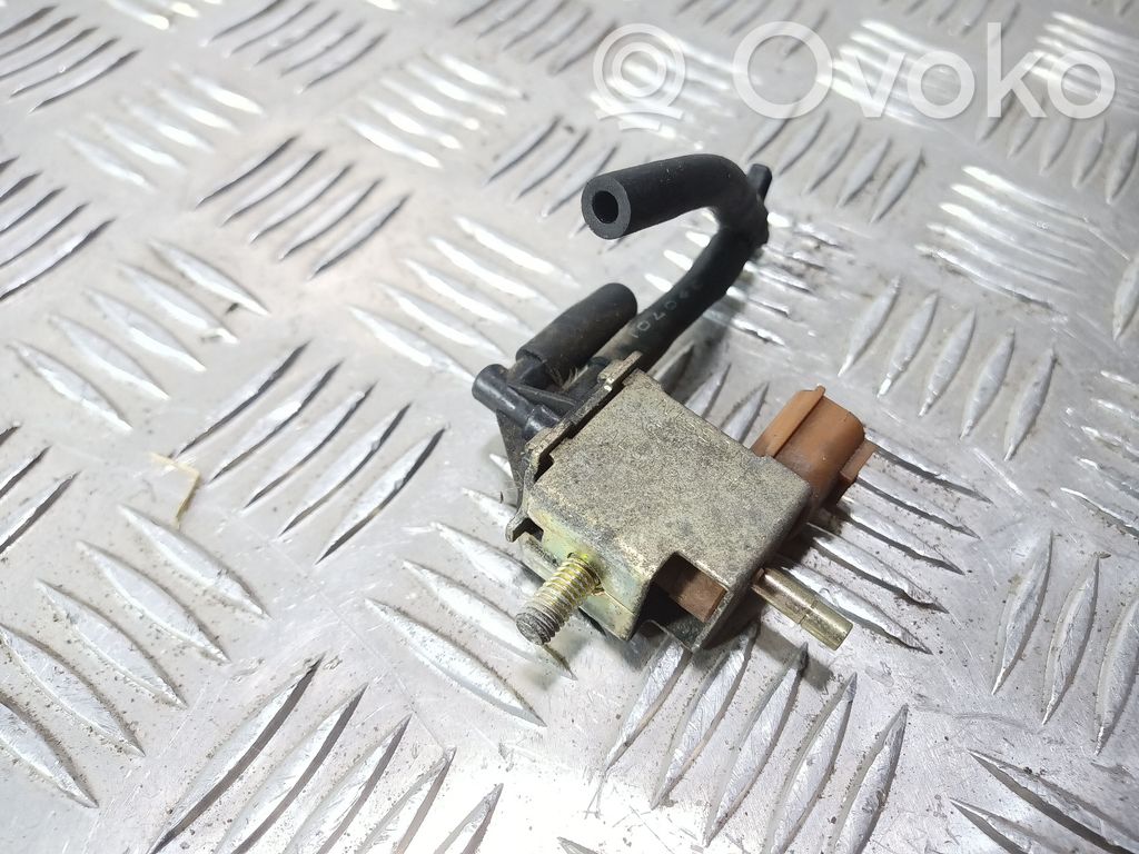 Nissan Primera Zawór podciśnienia / Elektrozawór turbiny 