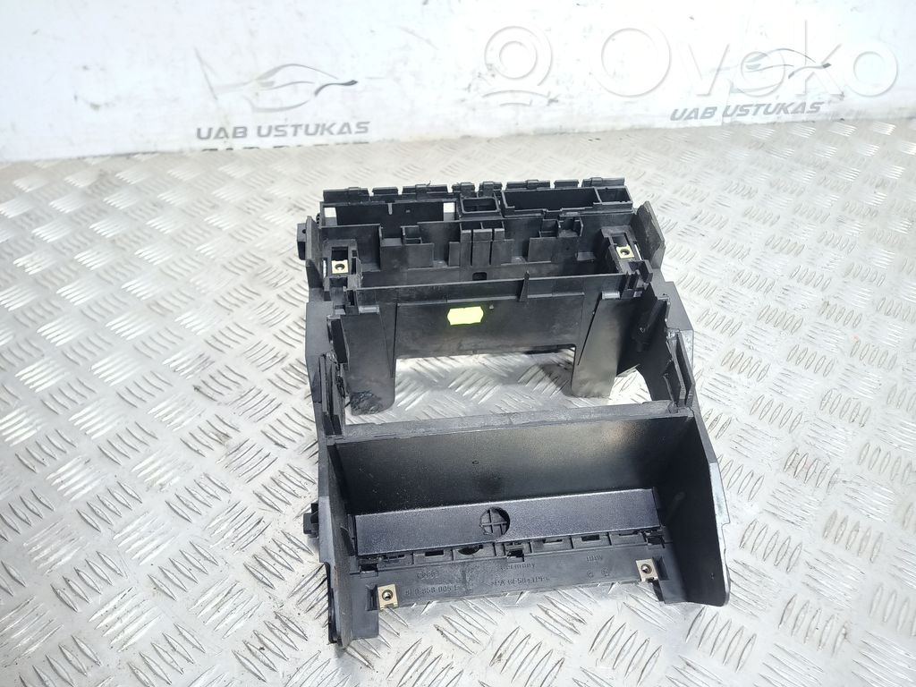 Audi A4 S4 B7 8E 8H Consola central 