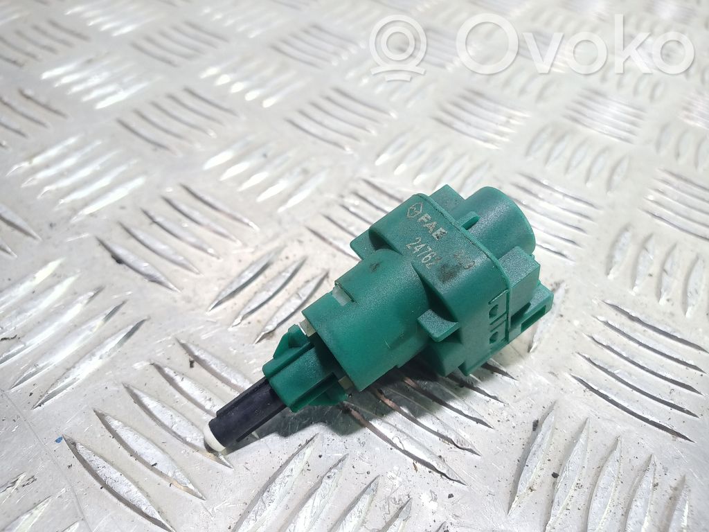 Volkswagen Golf IV Brake pedal sensor switch 