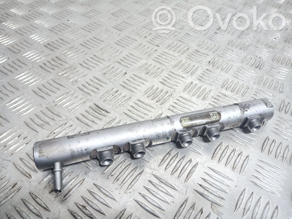BMW 1 E81 E87 Fuel main line pipe 