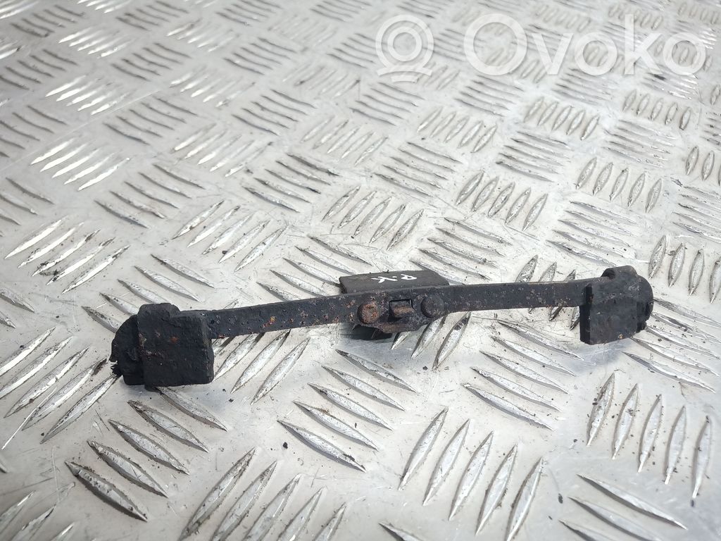 Front brake pad spring