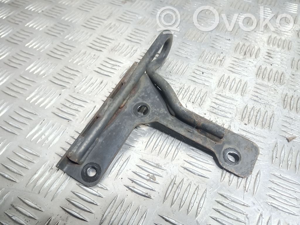 Ford Kuga I Towing hook eye 