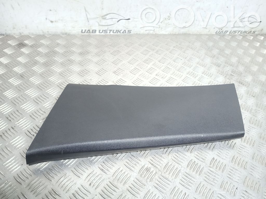 Opel Meriva B Osłona dolna słupka / B 