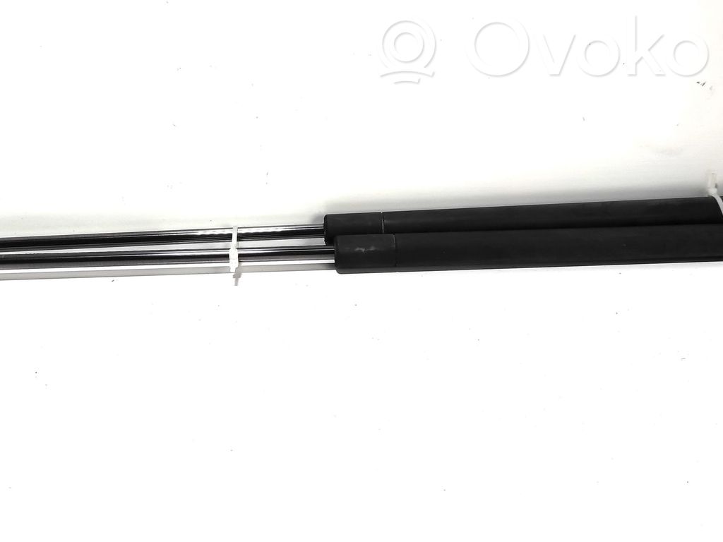 Mazda 2 Tailgate/trunk strut/damper 
