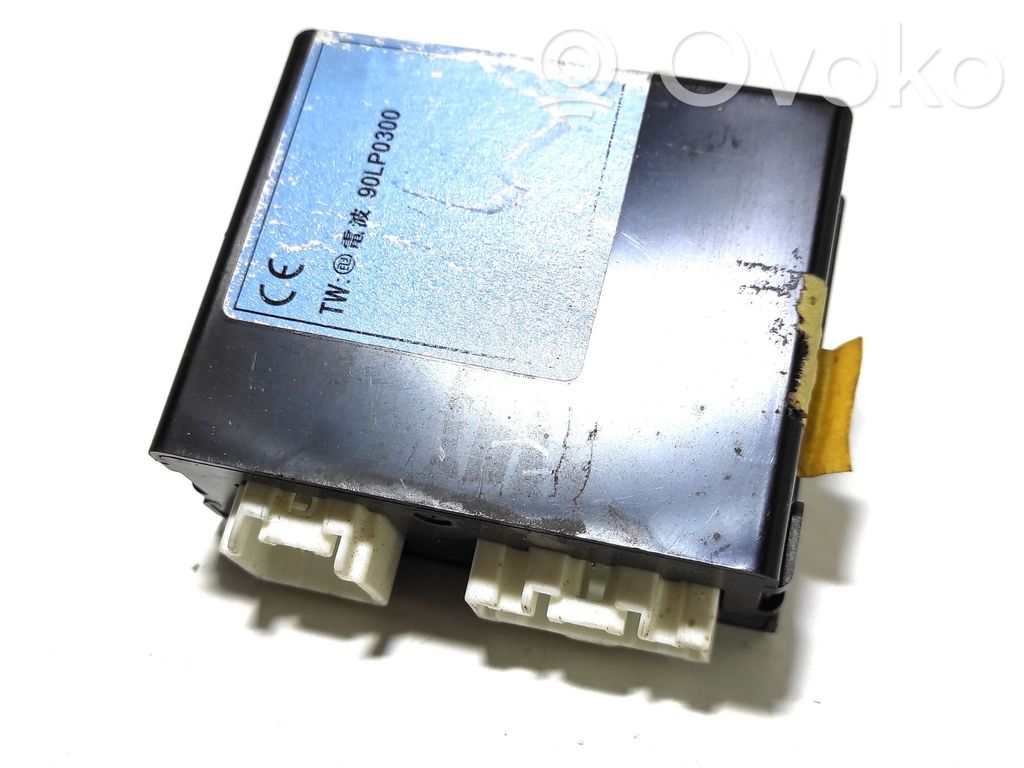 Muut ohjainlaitteet/moduulit   GJ9E675DZ
