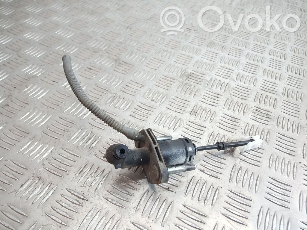 Opel Insignia A Kupplungsnehmerzylinder 