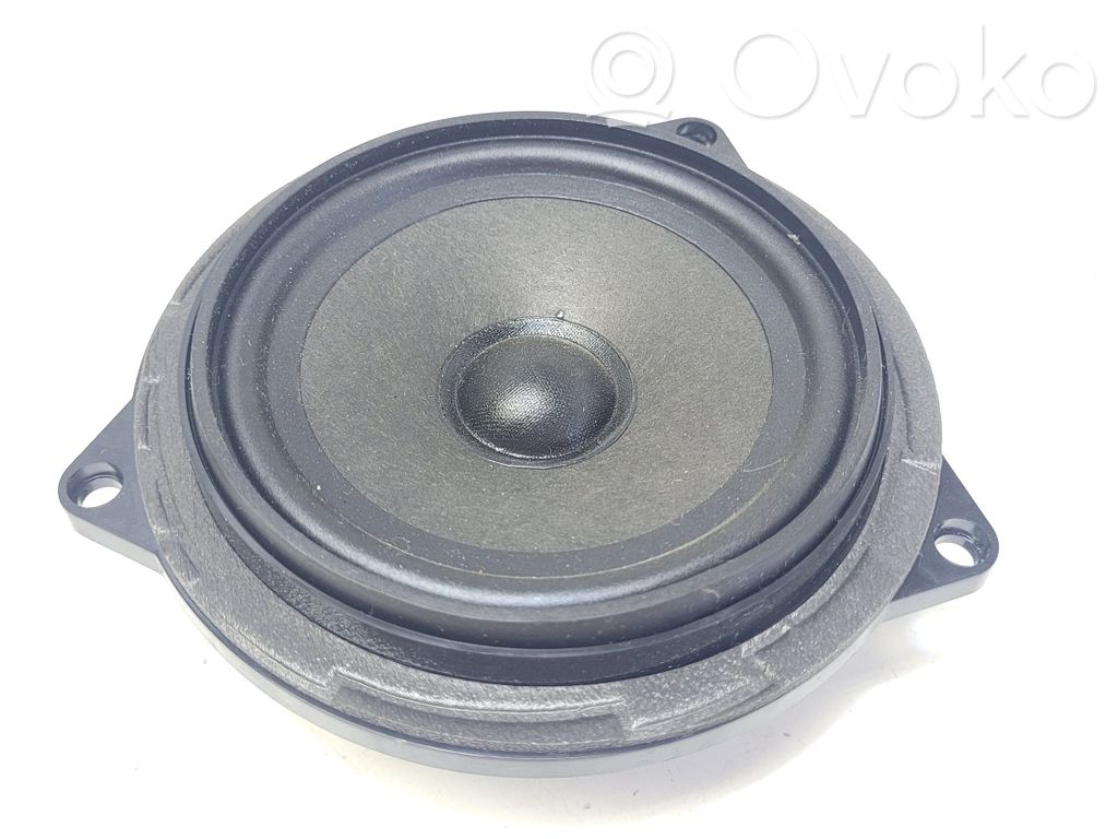 BMW 1 E81 E87 Front door speaker 