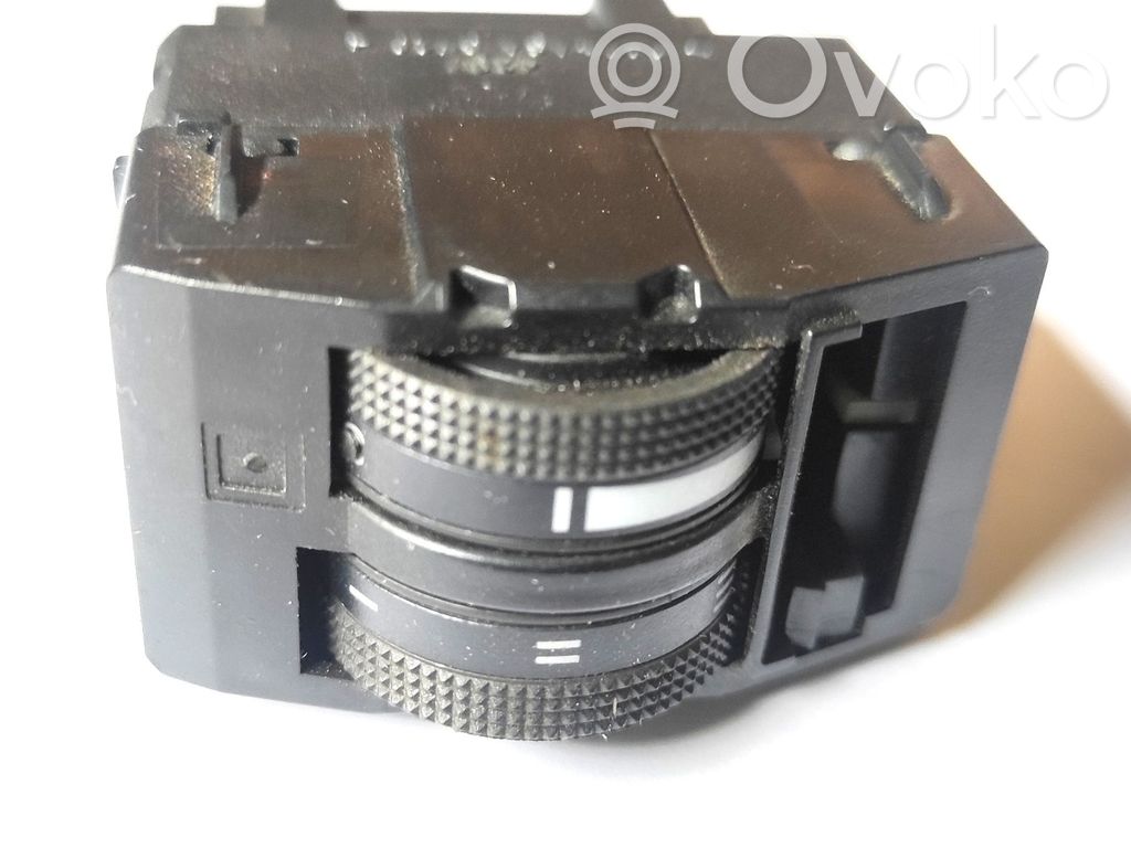 Audi A6 S6 C5 4B Headlight level height control switch 