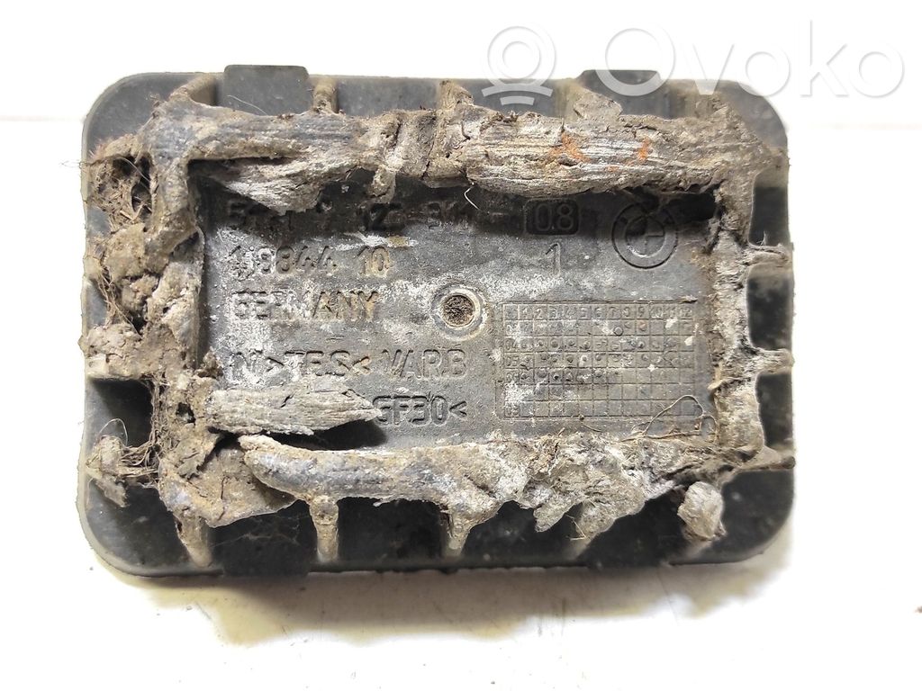 BMW 1 E81 E87 Alojamiento del gato 