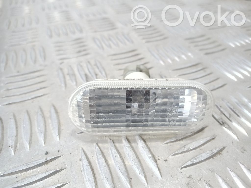 Skoda Felicia II Front fender indicator light 