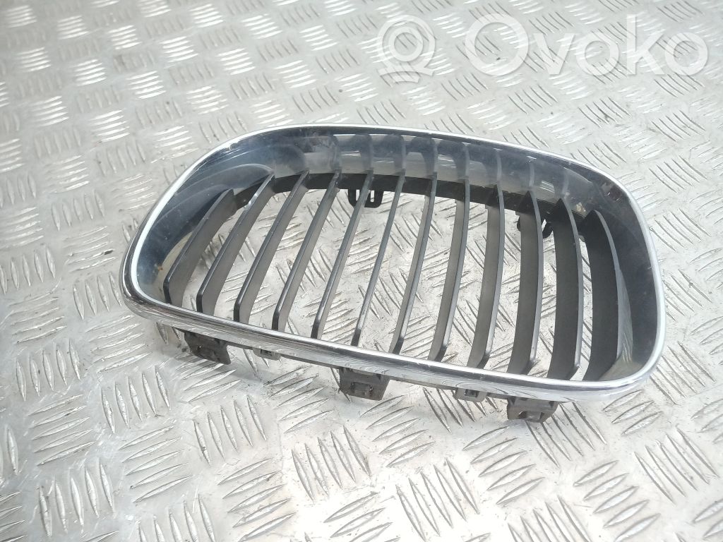 BMW 1 E82 E88 Верхняя решётка 
