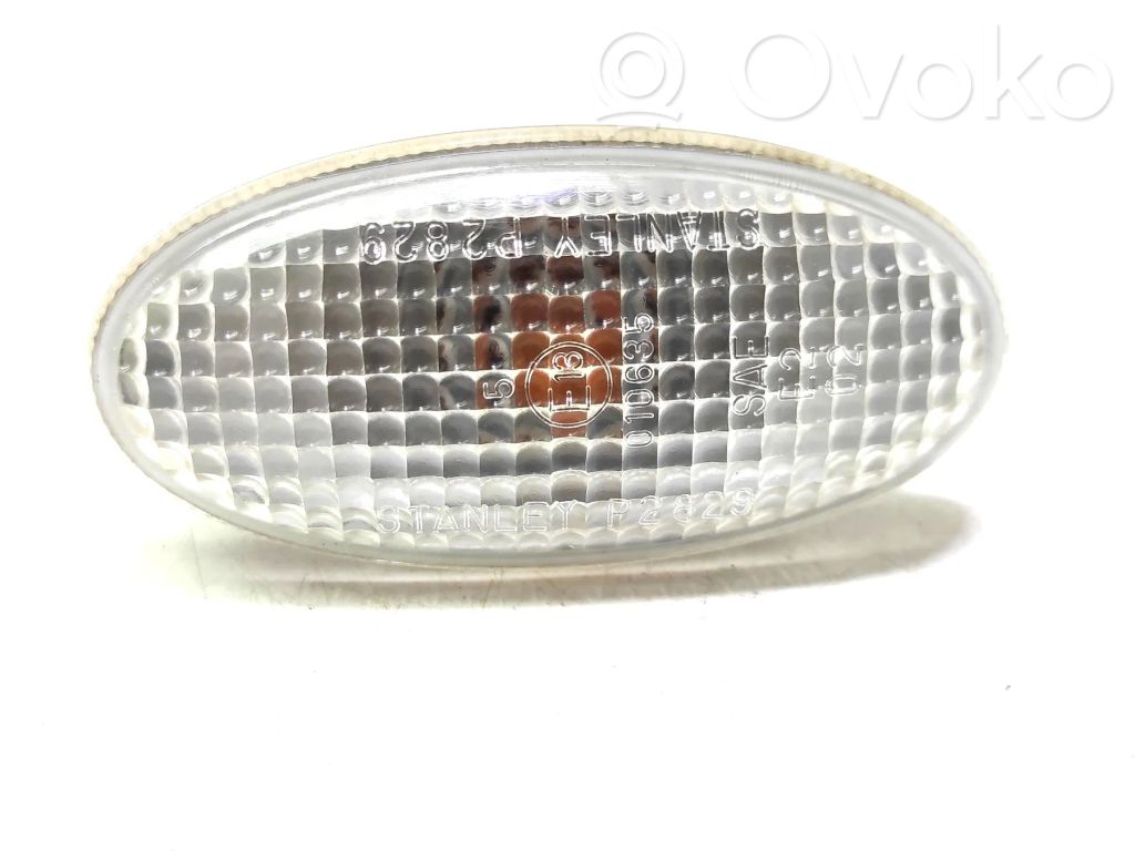 Mazda 3 I Front fender indicator light 