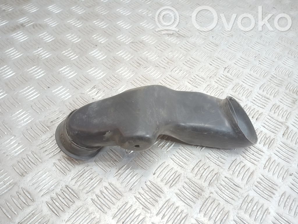 BMW 5 E34 Air intake duct part 