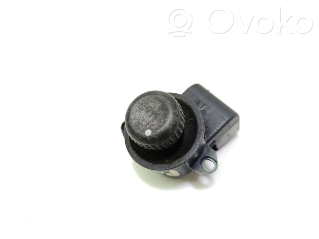 Renault Laguna I Wing mirror switch 