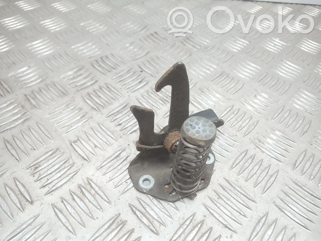 Engine bonnet/hood lock/latch loop/hook