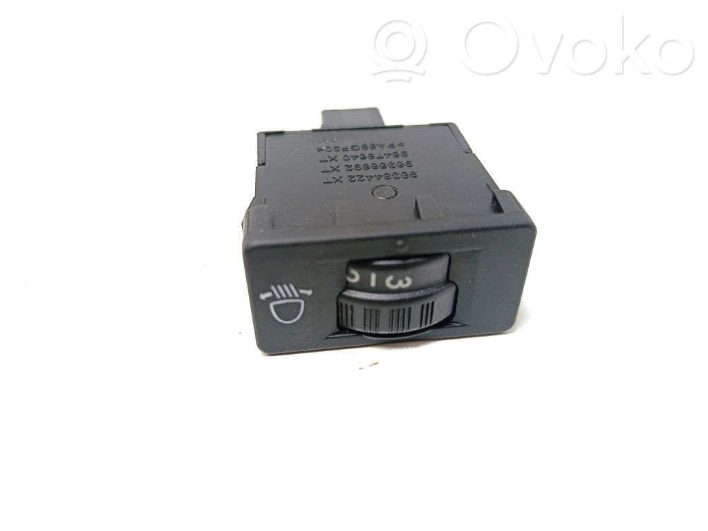 Headlight level height control switch   96384422XT