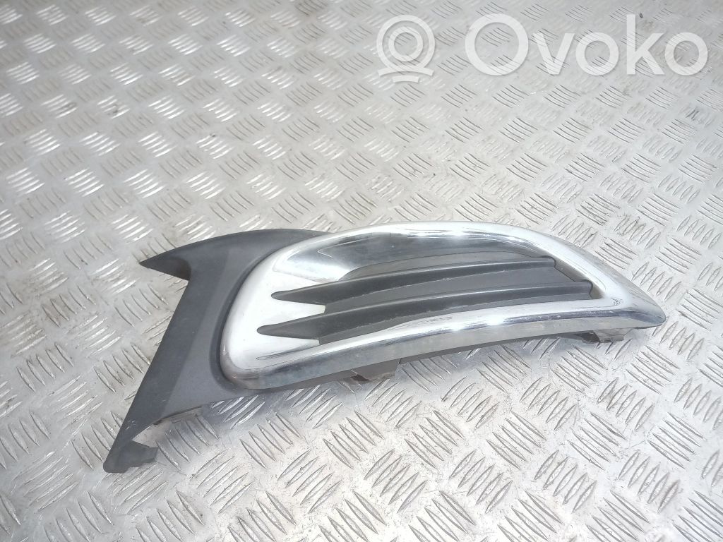 Citroen C3 Picasso Front bumper lower grill 