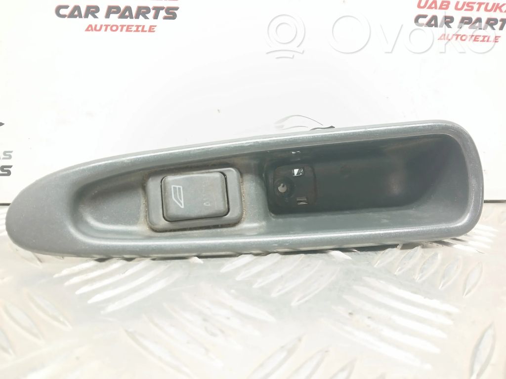 Volvo S40, V40 Electric window control switch 