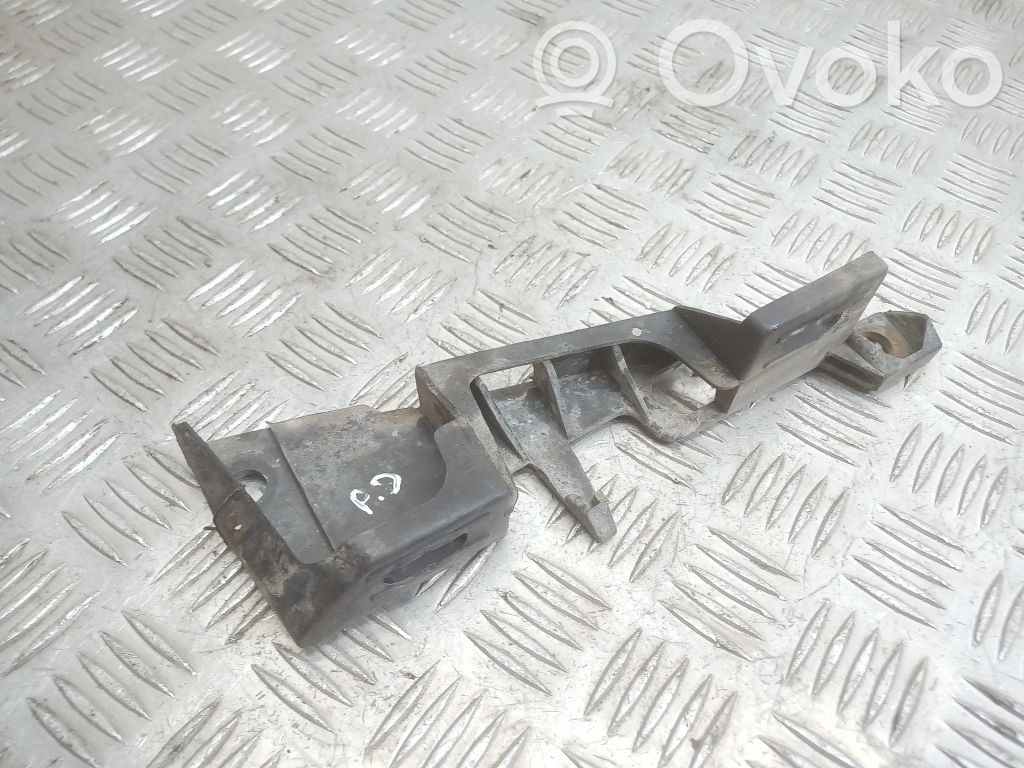 Citroen C4 I Front bumper mounting bracket 