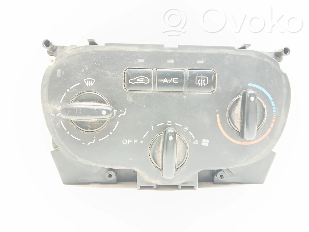 Peugeot 307 Climate control unit 