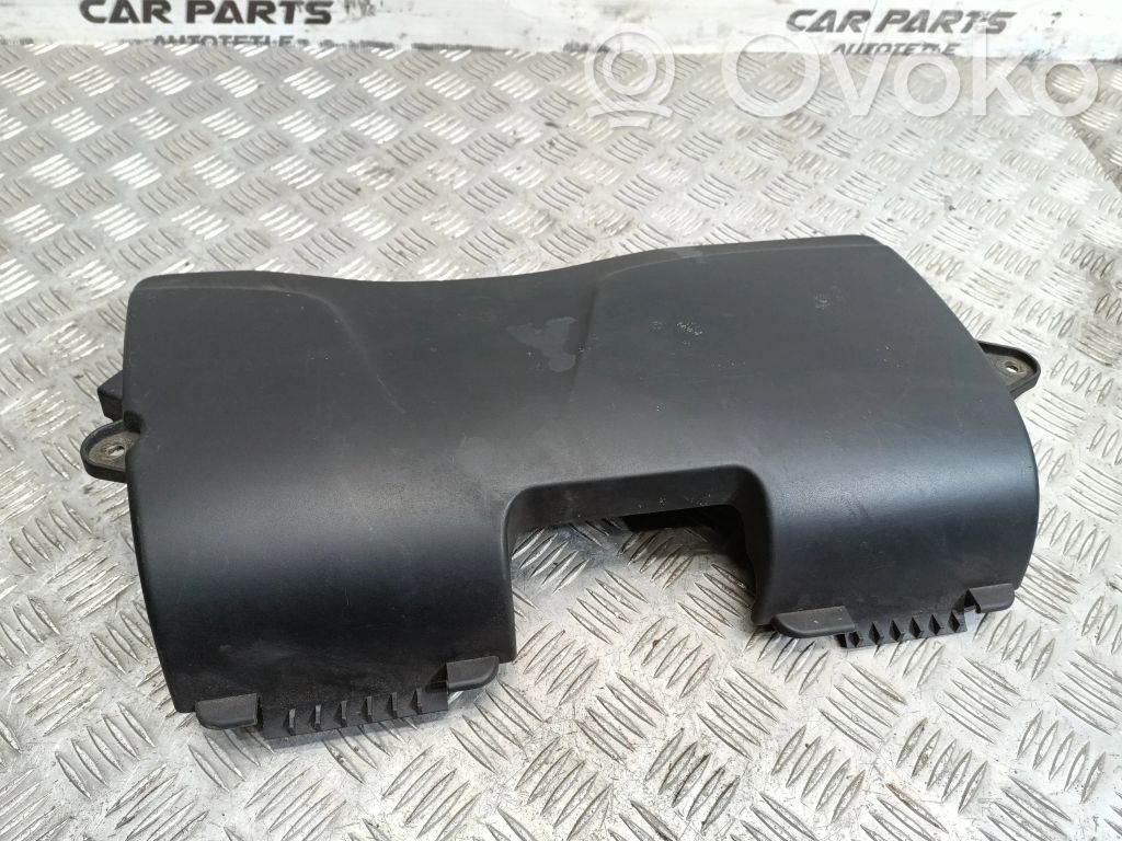 BMW 1 E81 E87 Oro paėmimo kanalo detalė (-ės) 